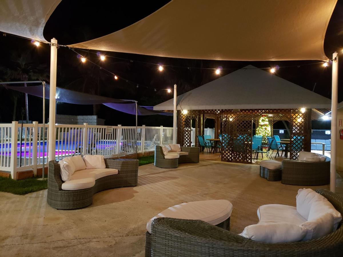Combate Beach Resort Кабо Рохо Екстериор снимка