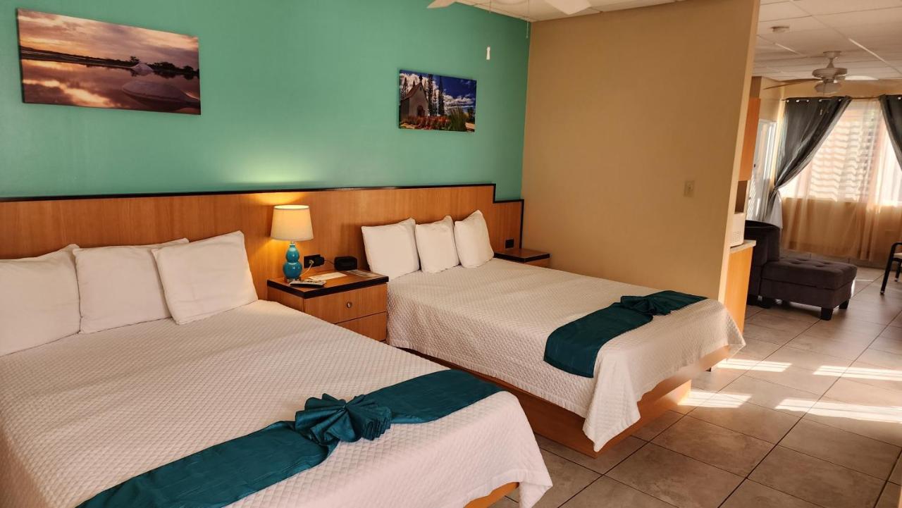 Combate Beach Resort Кабо Рохо Екстериор снимка