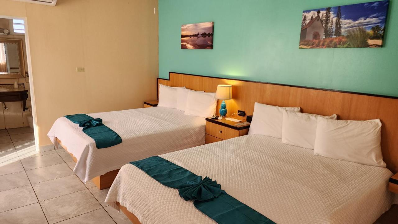 Combate Beach Resort Кабо Рохо Екстериор снимка