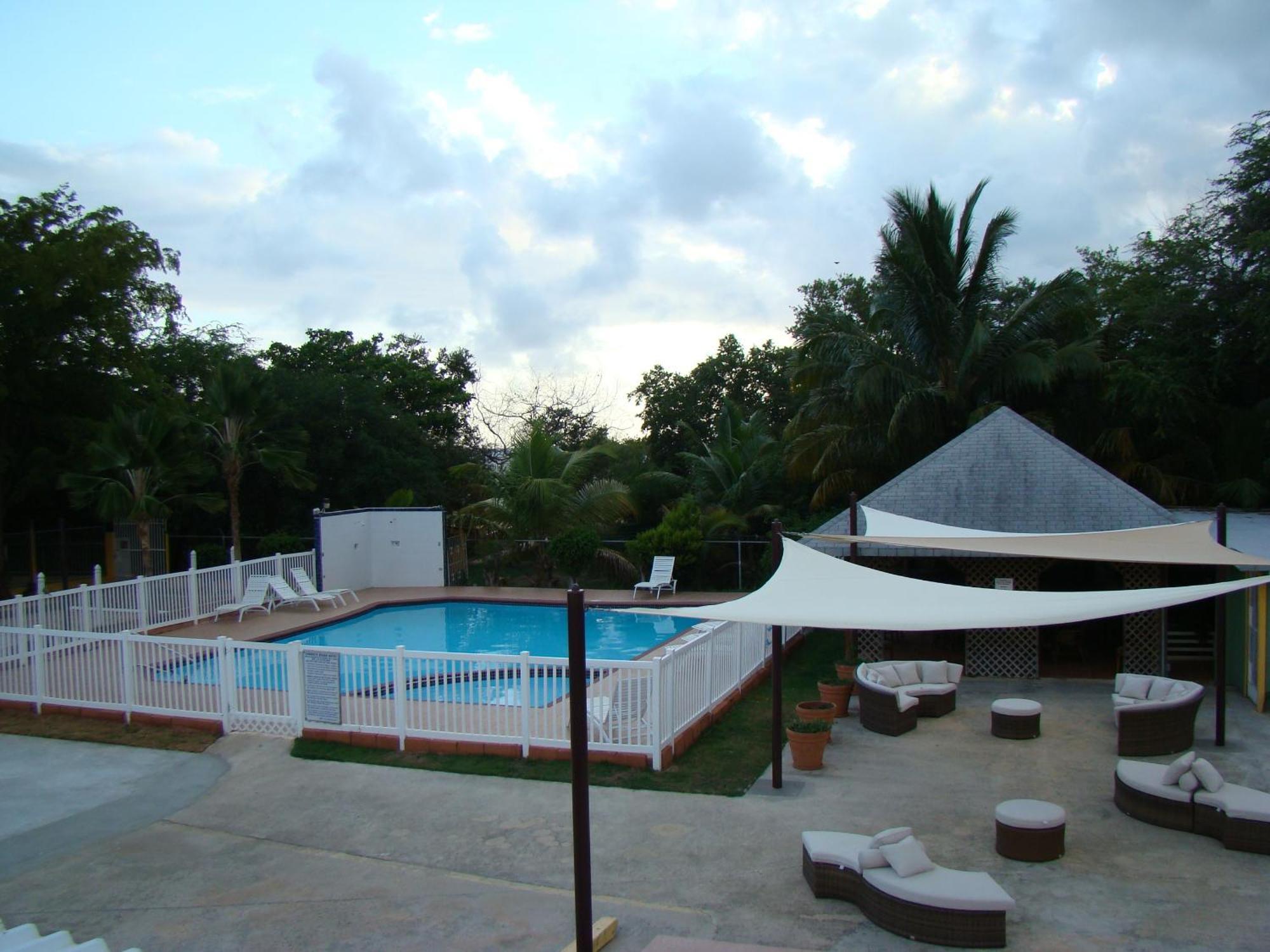 Combate Beach Resort Кабо Рохо Екстериор снимка