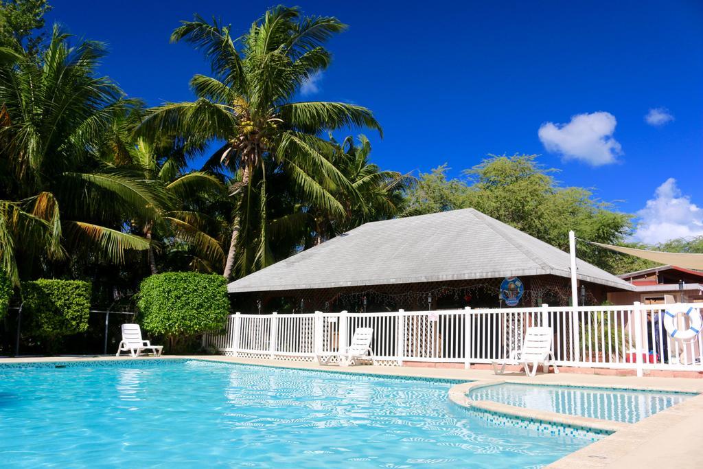 Combate Beach Resort Кабо Рохо Екстериор снимка